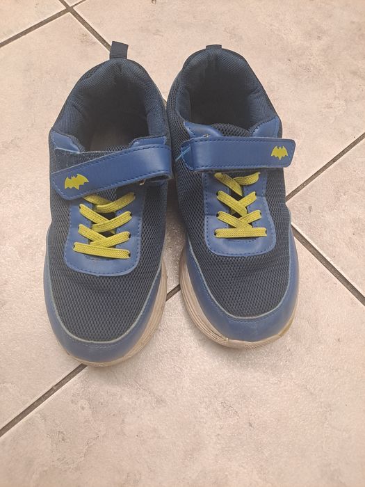 Buty dzieciece swiecace