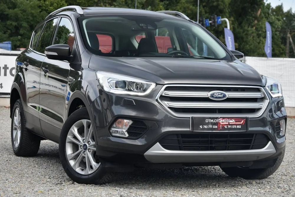 Ford Kuga Grzana szyba Panorama skóra alusy NAPĘDY 4X4 Idealny