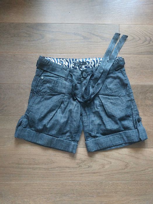 Krótkie spodenki AMISU r. 34