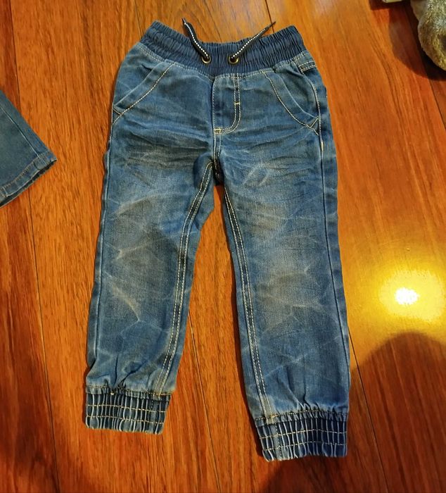Spodnie jeansowe dzieciece rozmiar 92