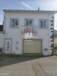 Moradia / Escritório com garagem