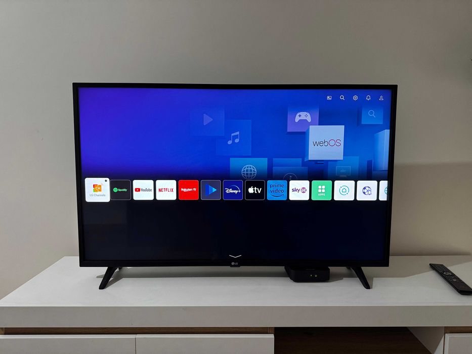 Televisão LED LG 43'