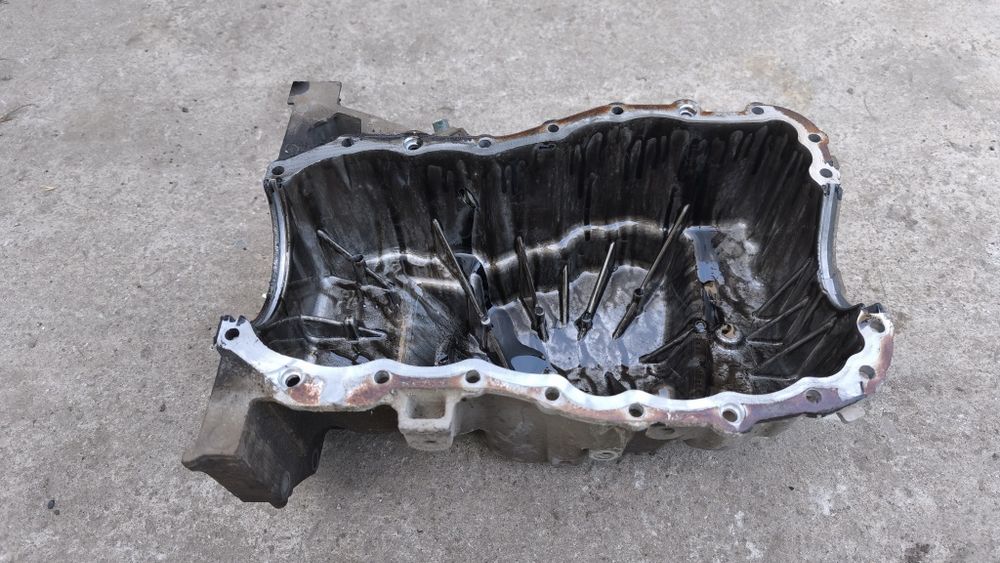 Продам поддон двигателя renault 1.5 дизель k9k