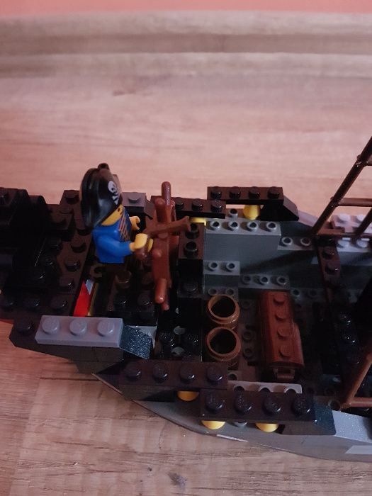 LEGO statek piratów