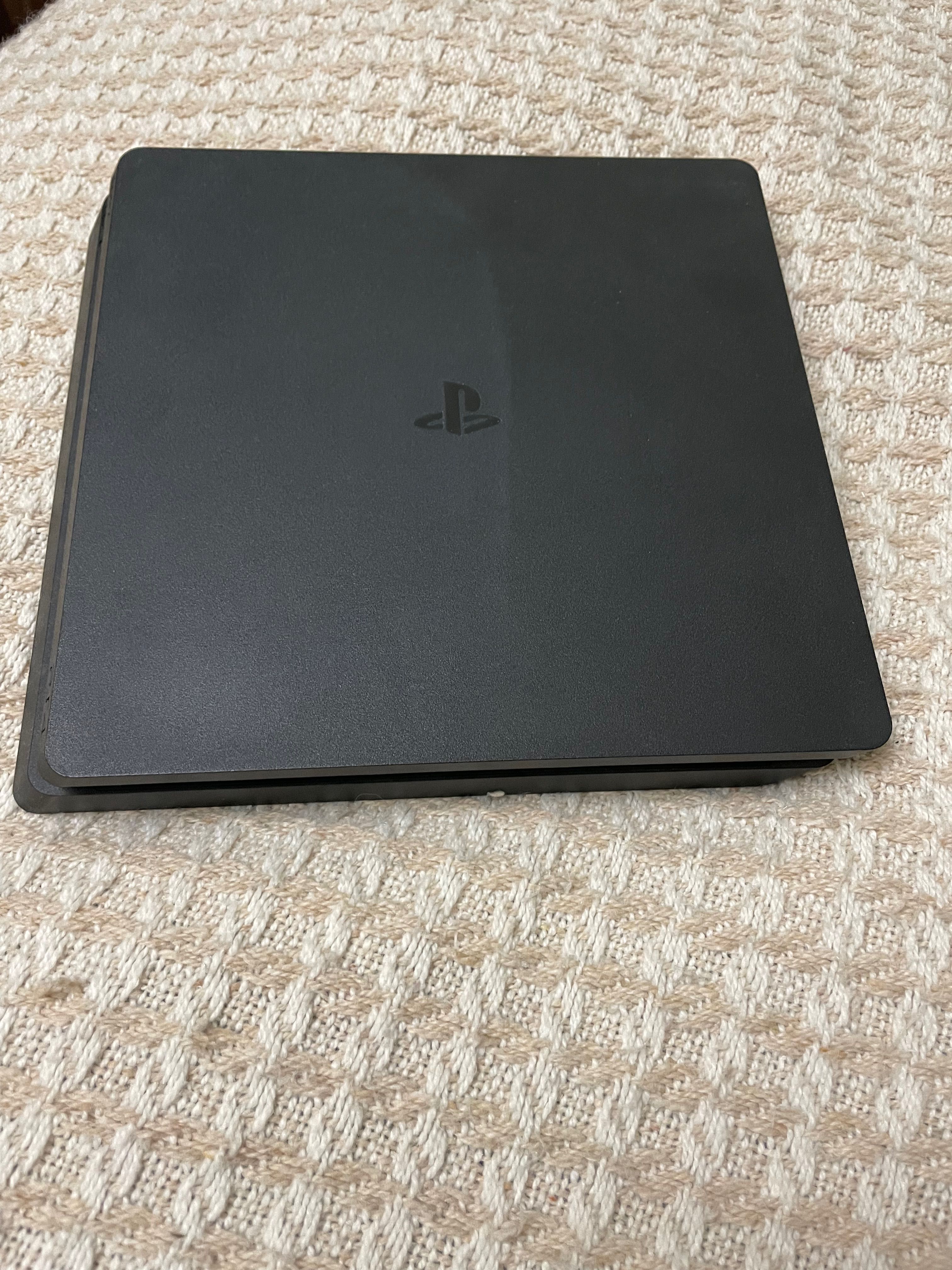 Ps4 Slim 1Tb +pad