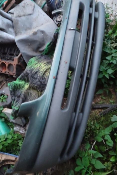 Бампер крайслер вояджер 096-06рв