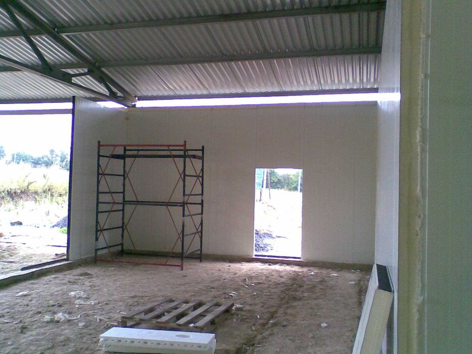 Послуги з монтажу сендвіч панелей