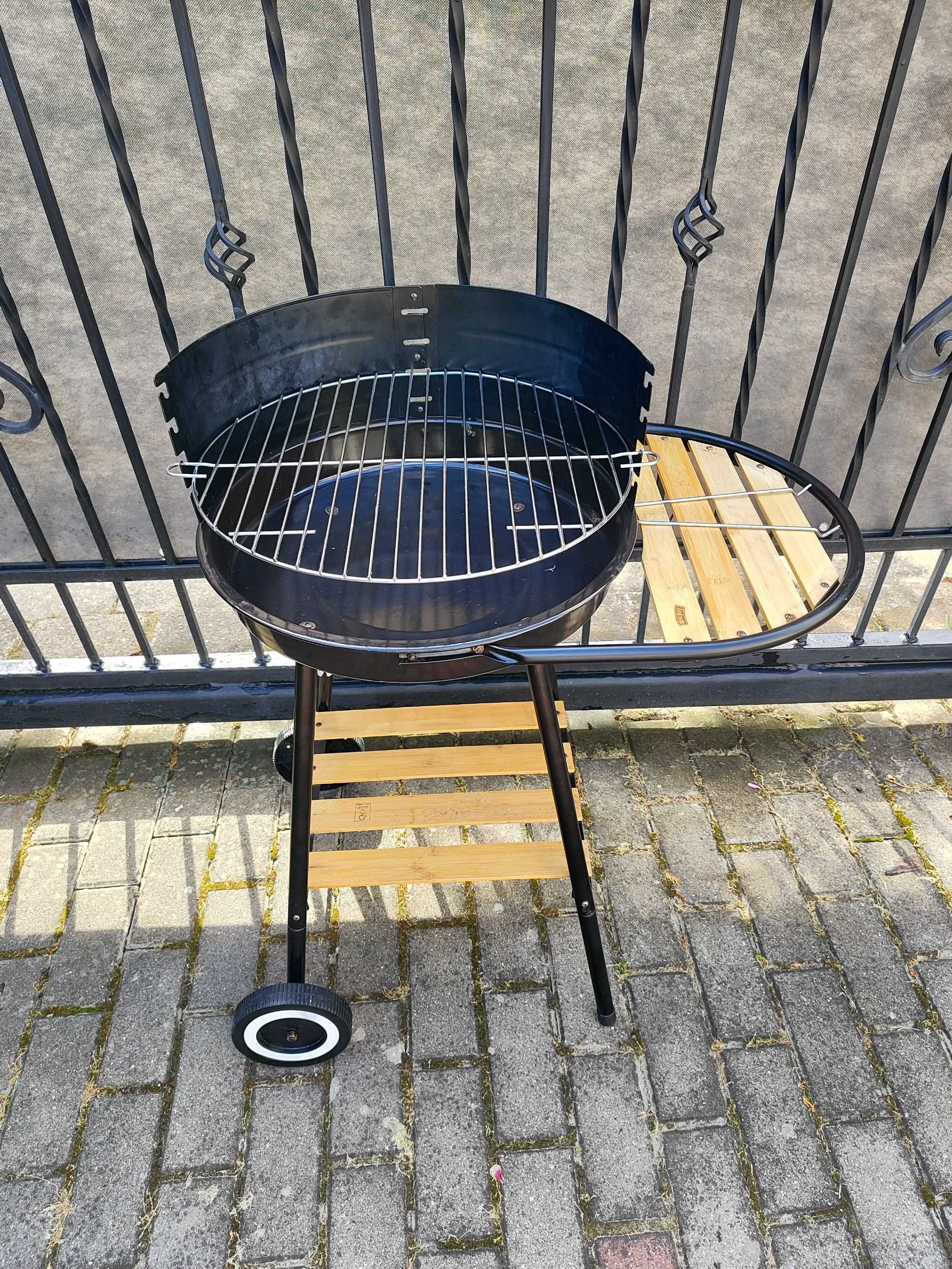 Grill węglowy Big Jeff