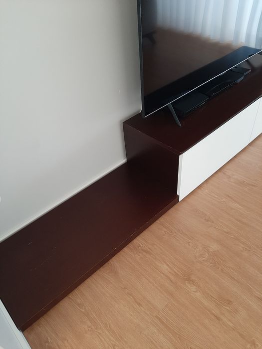 Móvel TV usado em bom estado