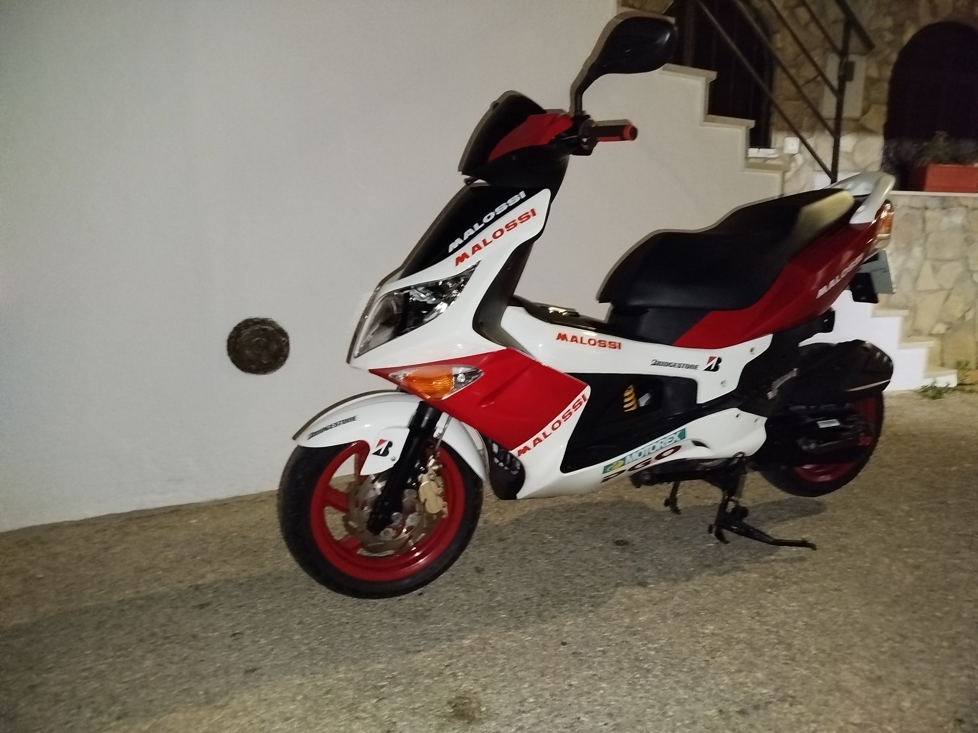 Scooter pgo gmax 125