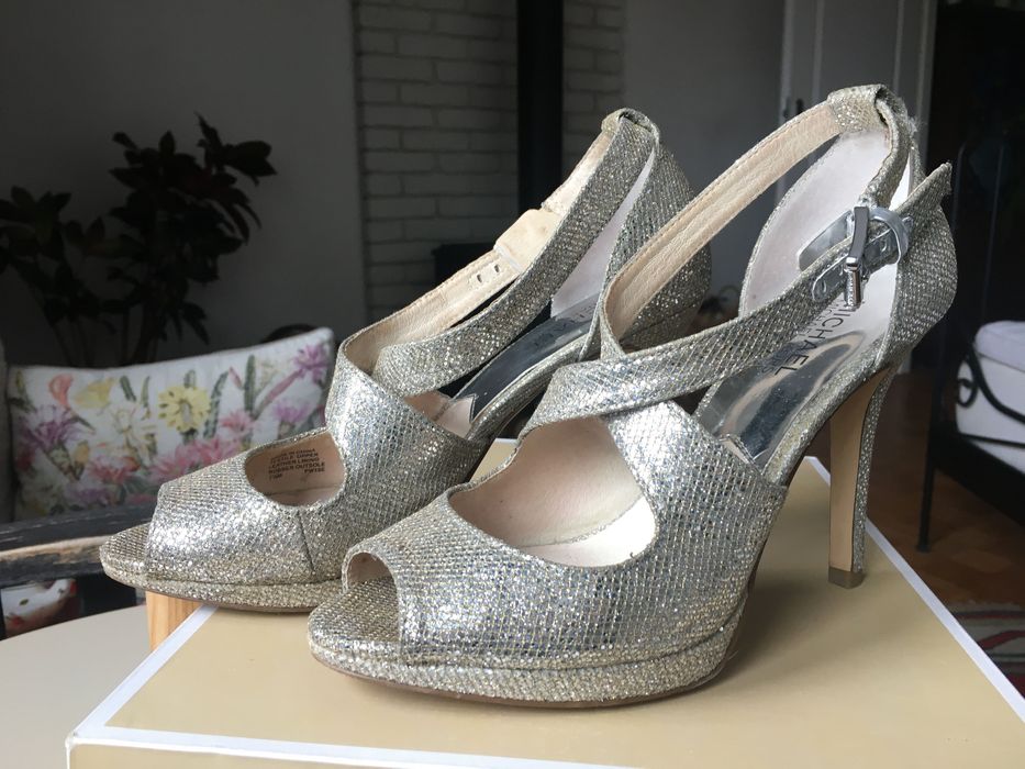 Srebrne buty Michael Kors