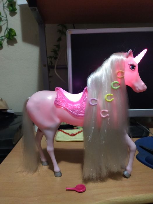 Brinquedo unicórnio mágico de luz Steffi LOVE