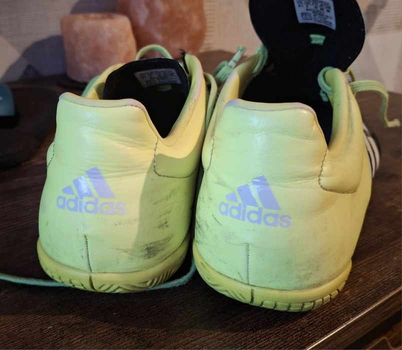 Halówki buty do piłki