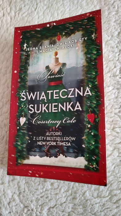 Courtney Cole "Świąteczna sukienka" jak nowa