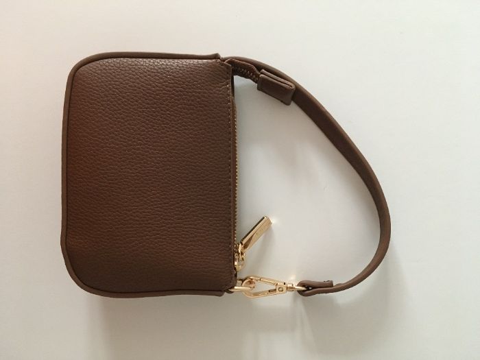 Mala pequena com alça