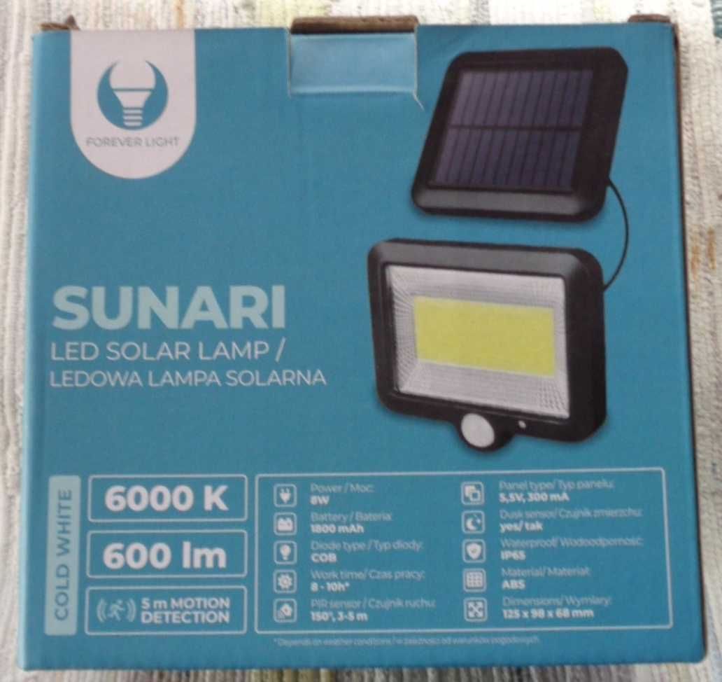 Luz com painel solar,não necessita de corrente eléctrica