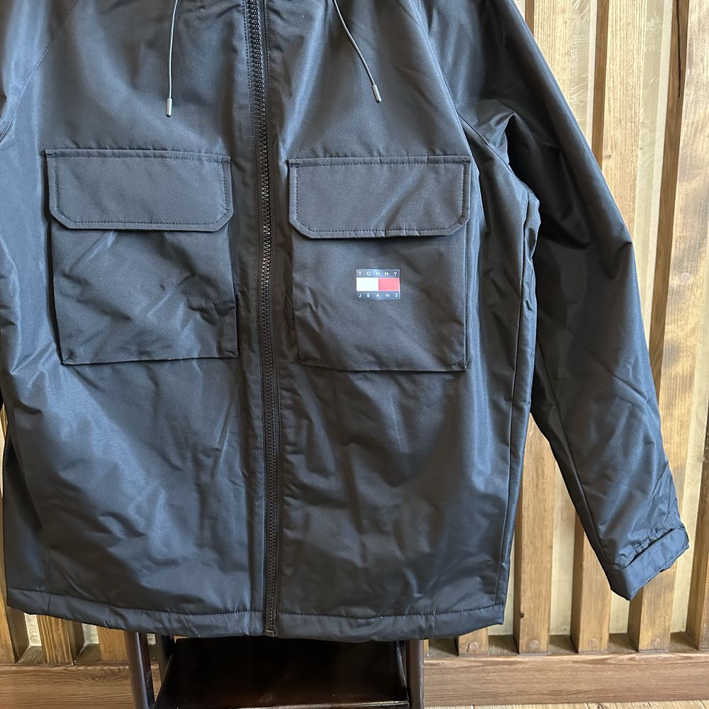 Tommy  Jeans . Куртка чоловіча. Оригінал . Нова. Розмір. - L ; XL