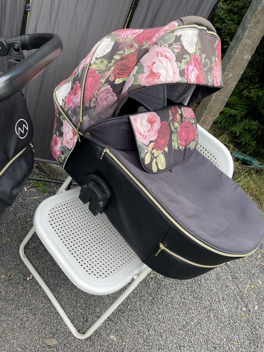 Sprzedam wózek 3 w 1 firmy Lonex pax rose