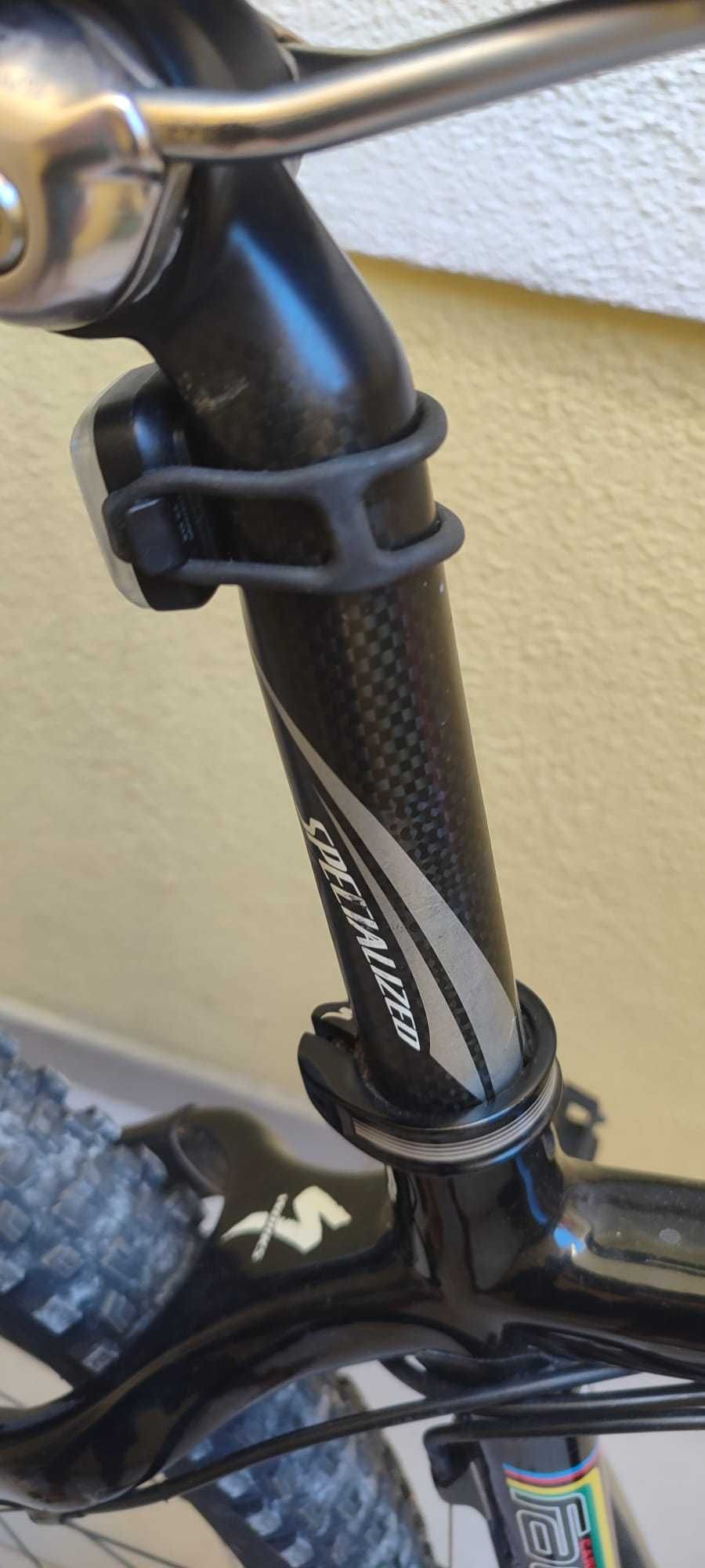 Bicicleta BTT Specialized