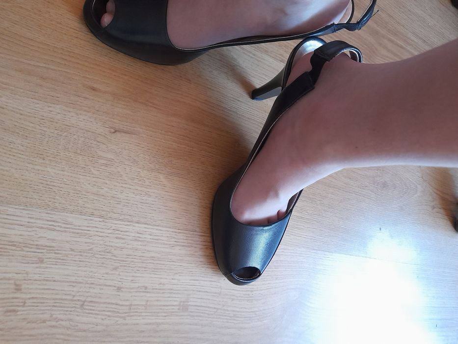 Buty letnie skóra naturalna gino rossi roz 36