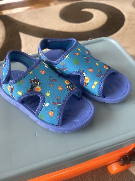 Гумові босоножки