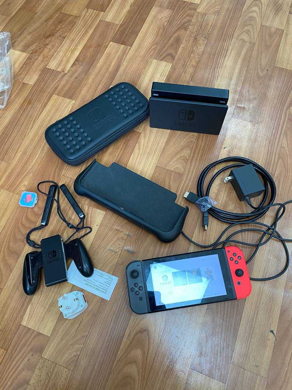 Ігрова консоль Nintendo Switch HAC-001-01