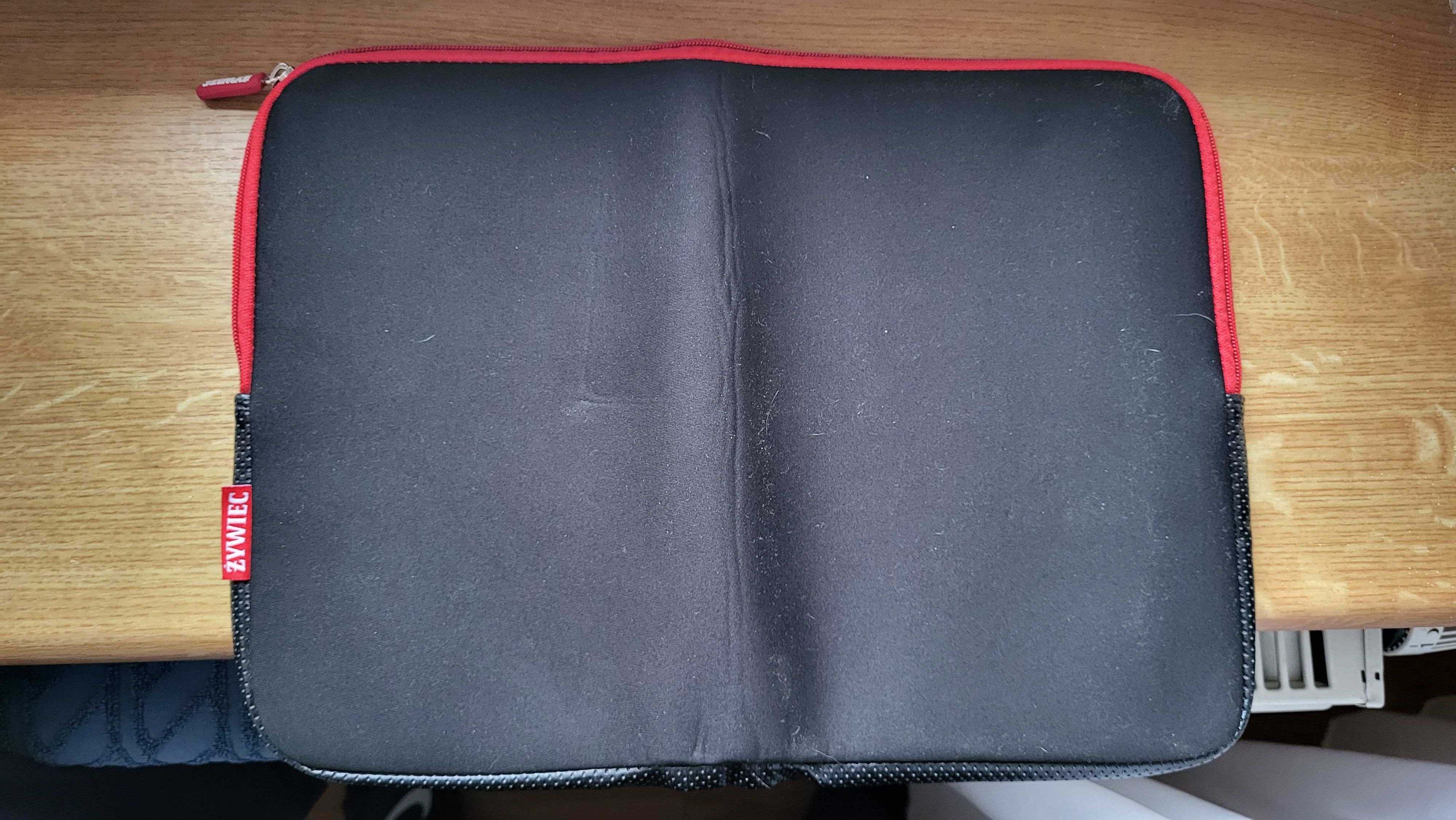 Nowy pokrowiec na laptopa/tablet Żywiec