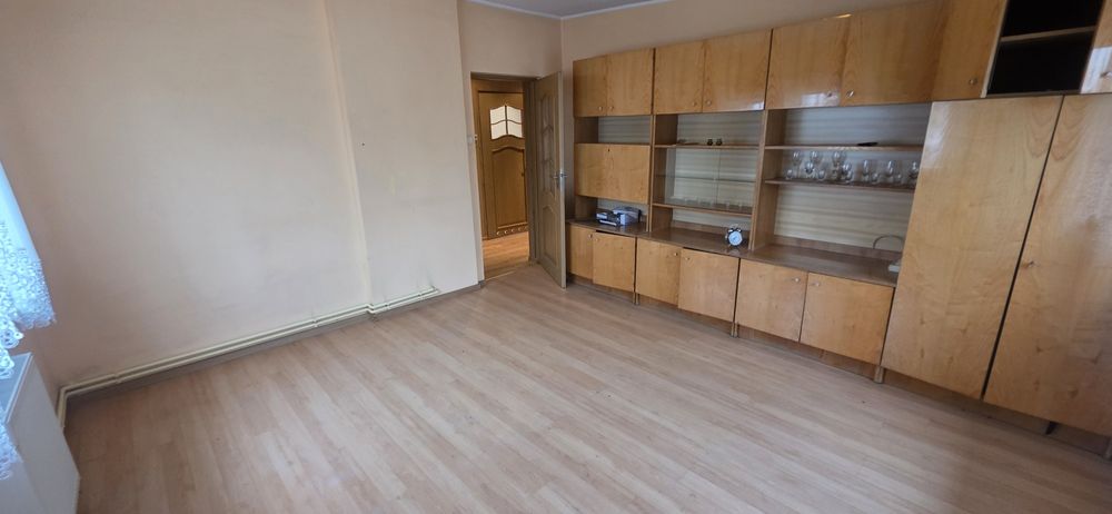 Meblościanka PRL do oddania