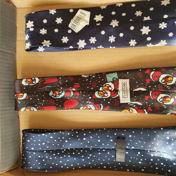 Zestaw krawatów świątecznych (k-10) OK