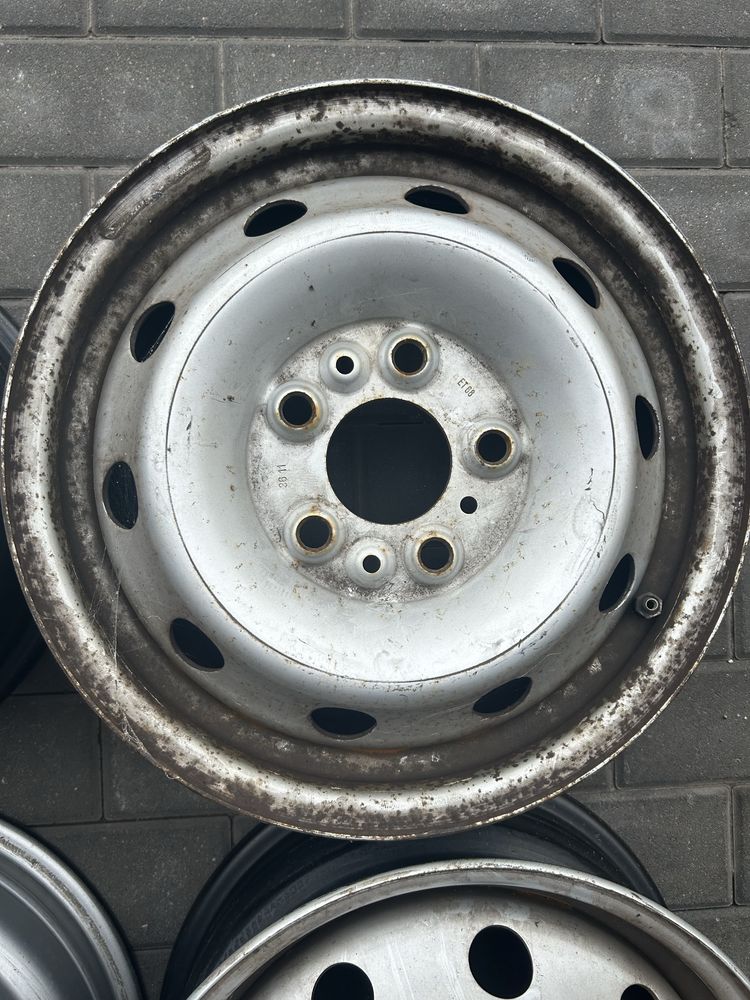 Felgi stalowe Fiat Ducato Peugeot Boxer Citroen Jumper R 15 5x118