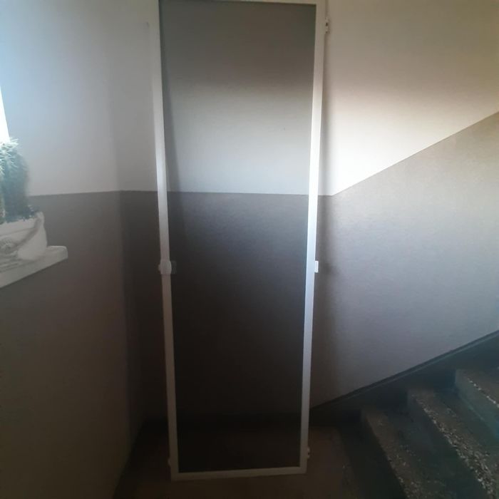 Moskitiera na drzwi balkonowe