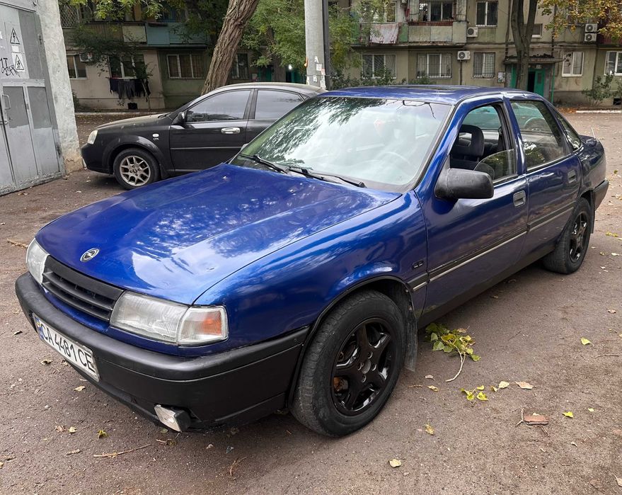 Opel Vectra 2.0i газ-бензин