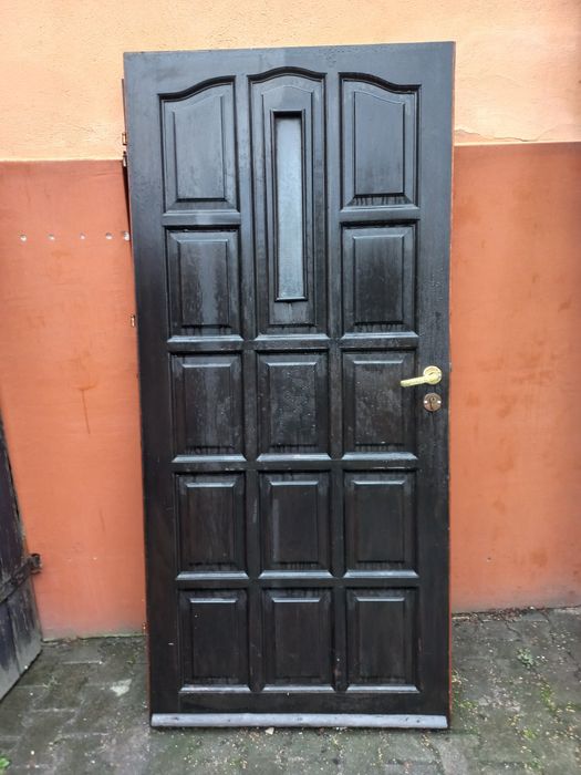 Drzwi drewniane wejsciowe 90 prawe