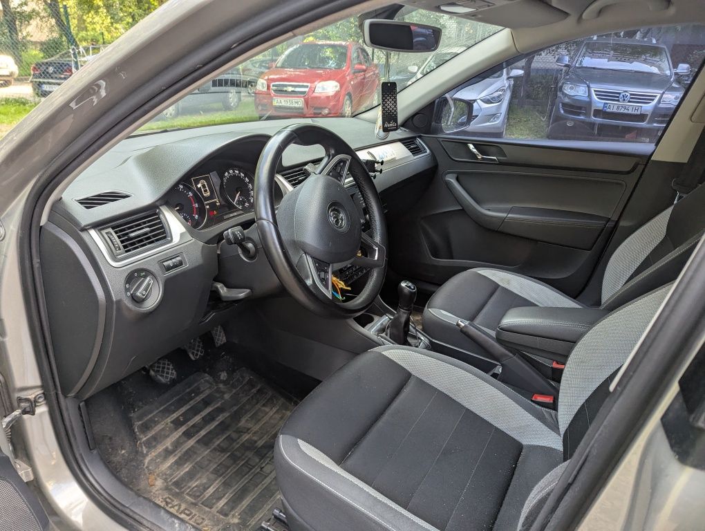 Skoda rapid 2016