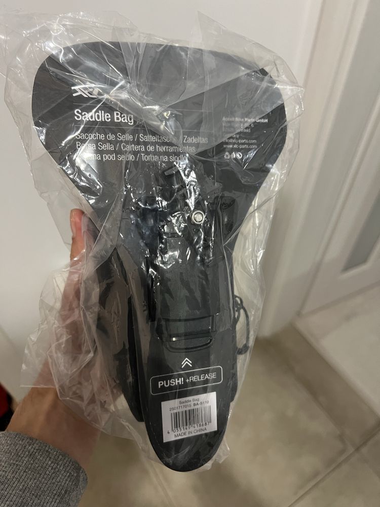 Torba podsiodłowa Fidlock Push XLC BA-S110 0,85 L system quick release