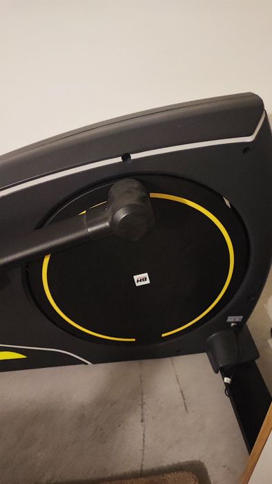 Bicicleta elíptica BH Fitness BE2380 Nova!