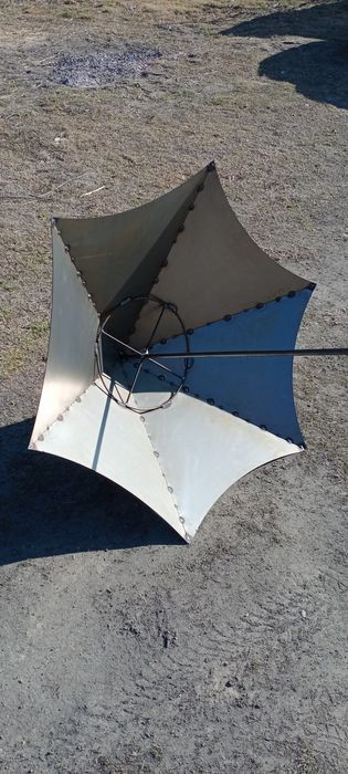 Parasol kwietnik donica ogrodowy