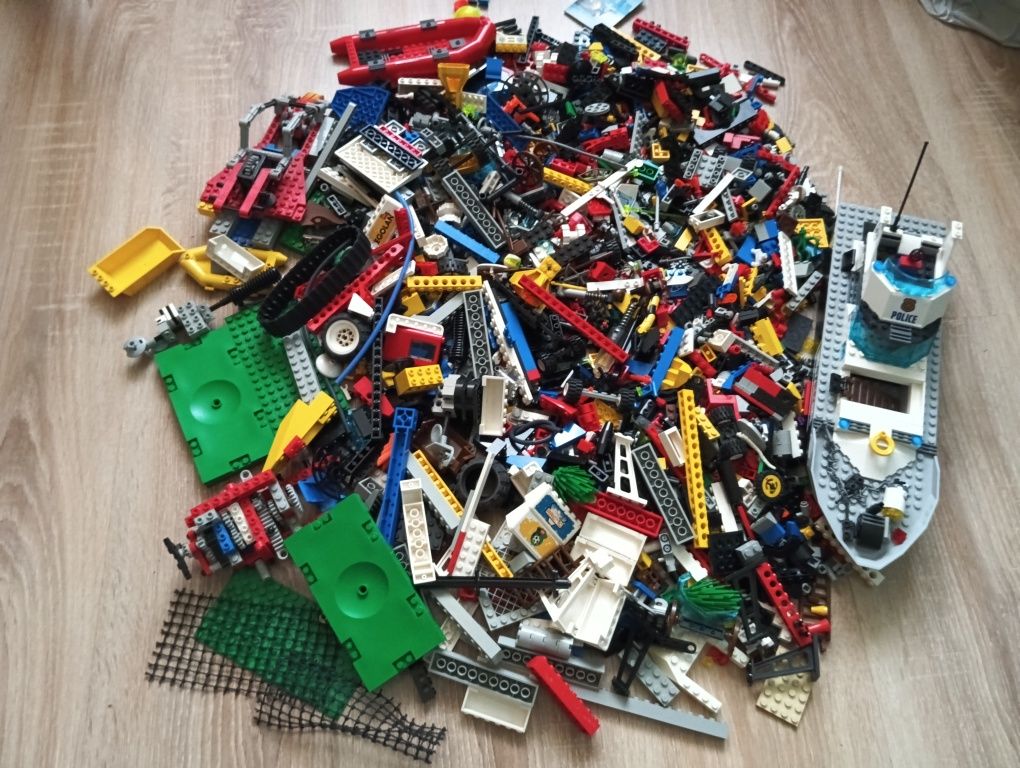 Klocki LEGO zestaw mix 3-kg w zestawie 11 ludzików plus gratisy