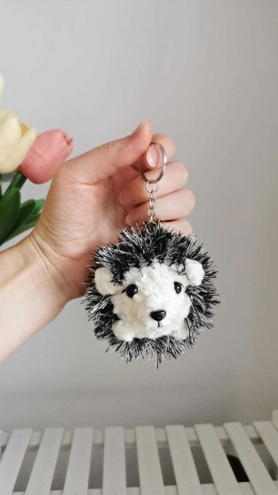 Jeż na szydełku, zawieszka, brelok handmade
