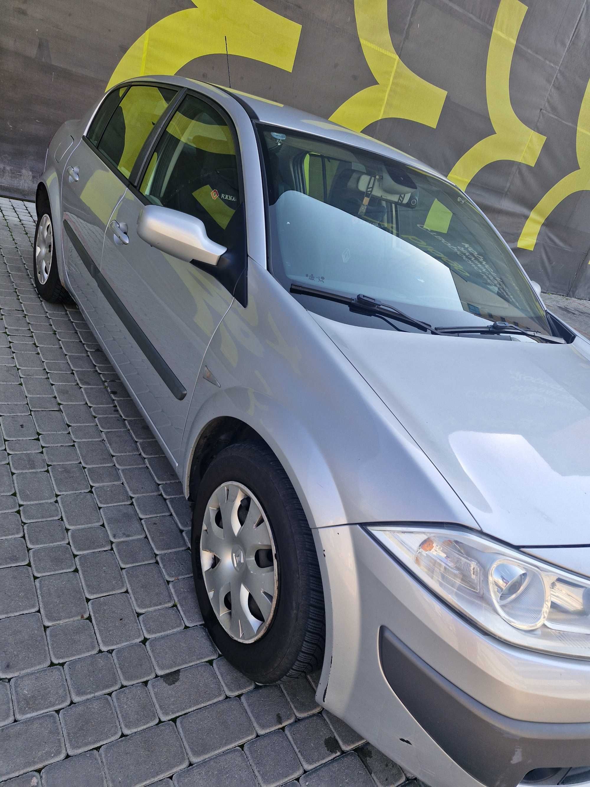 Авто Рено Меган 2