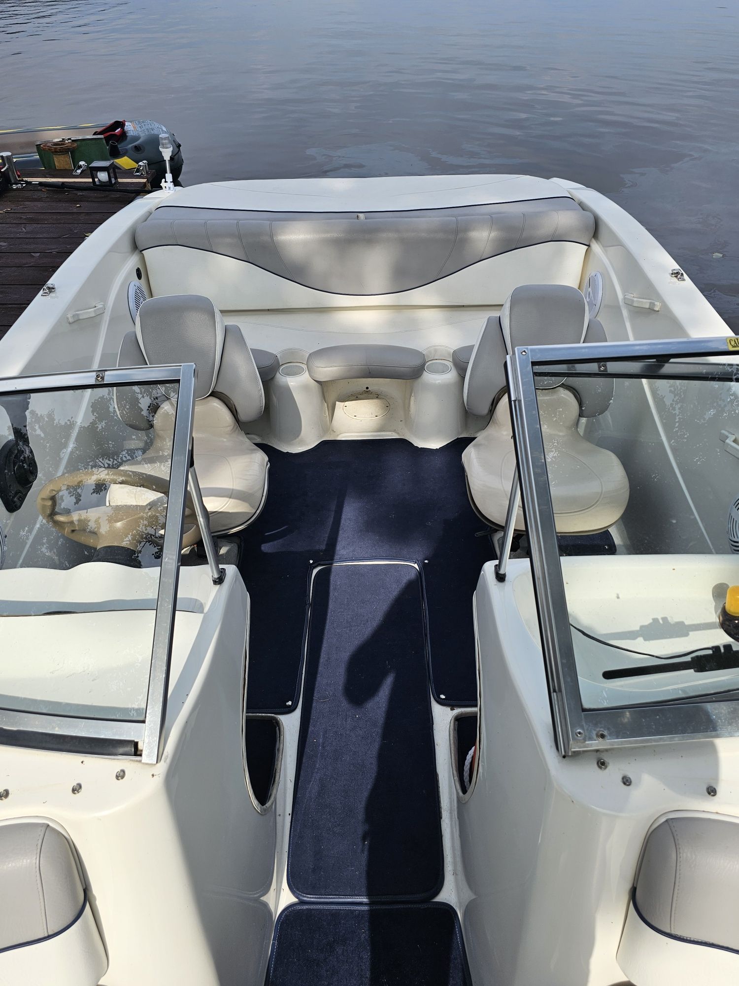 Motorówka glastron 3.0 Mercruiser