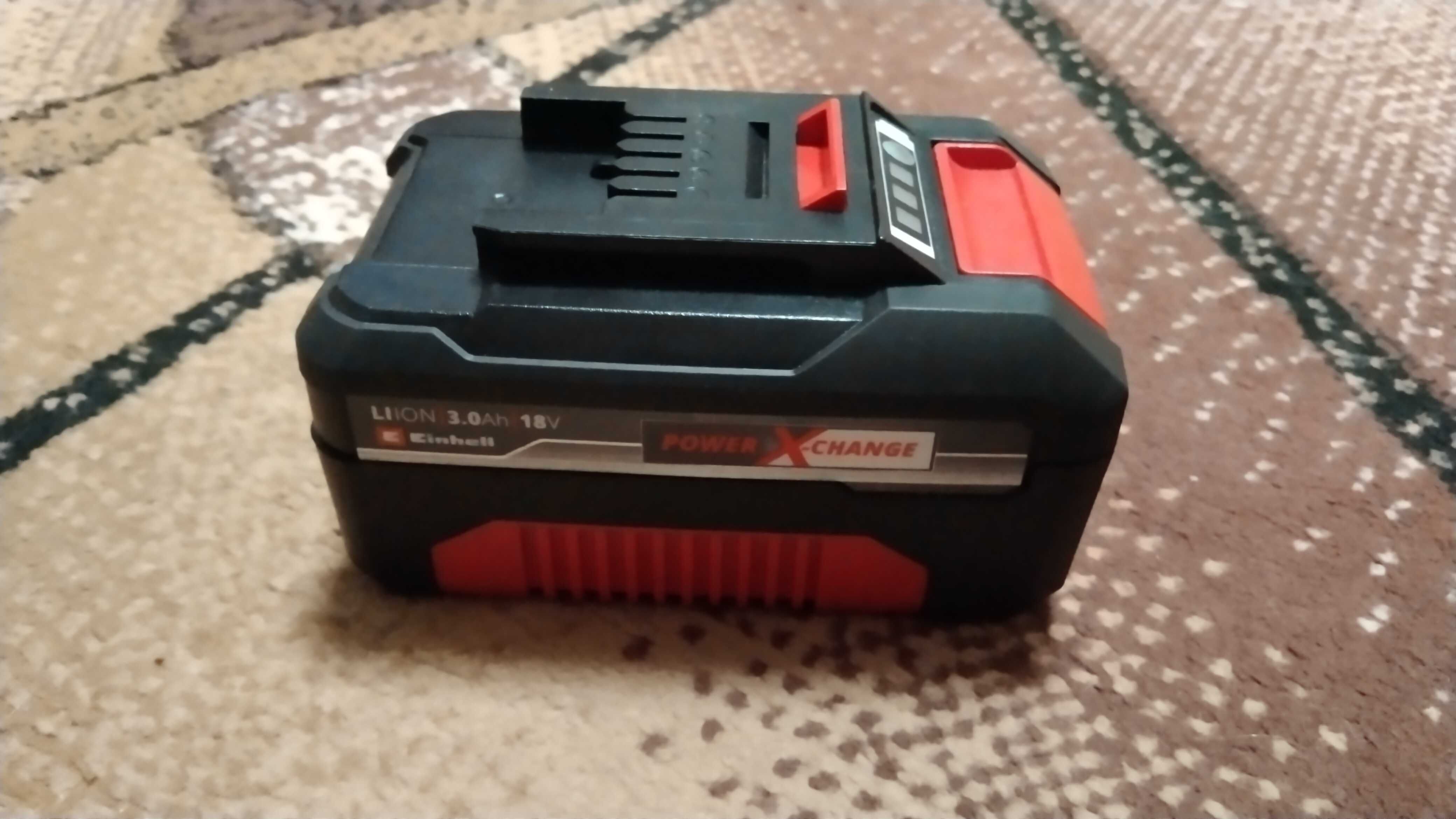 Батарея фірми Einhell Li-ion Power X Change 3.0А