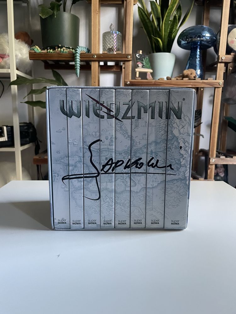 Saga o wiedźminie komplet - białe wydanie + mapa.