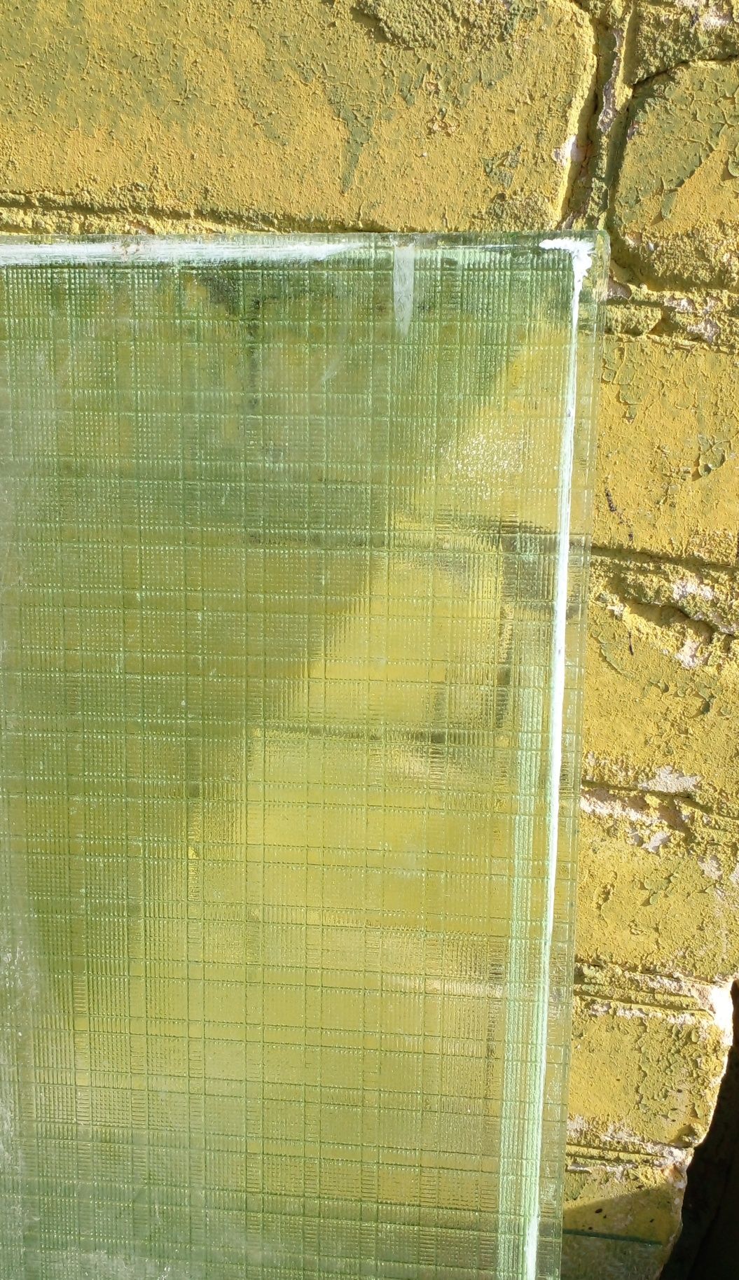 Рифленое стекло 475×1310 Б/У