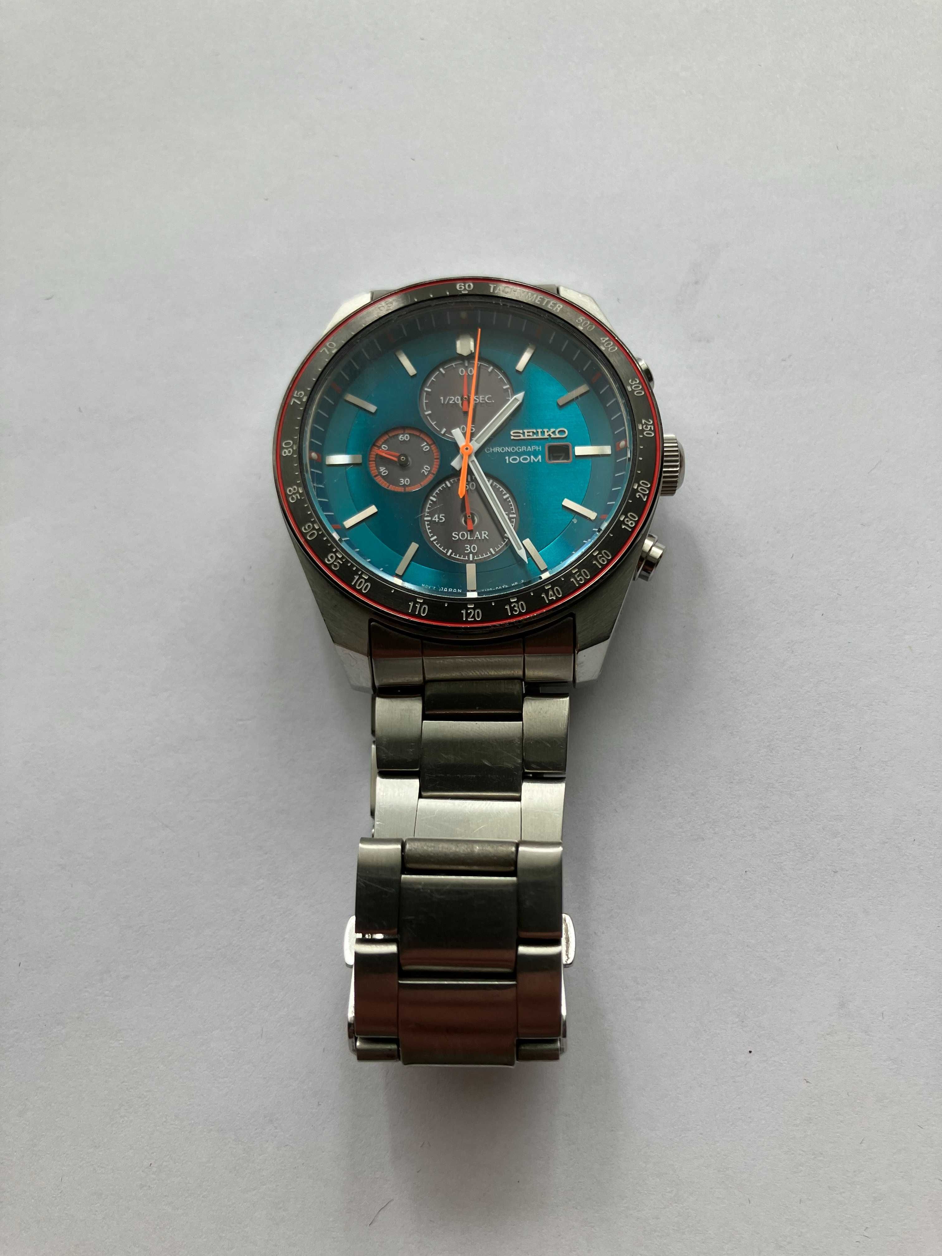 Seiko Solar Chronograph V176-0AY0