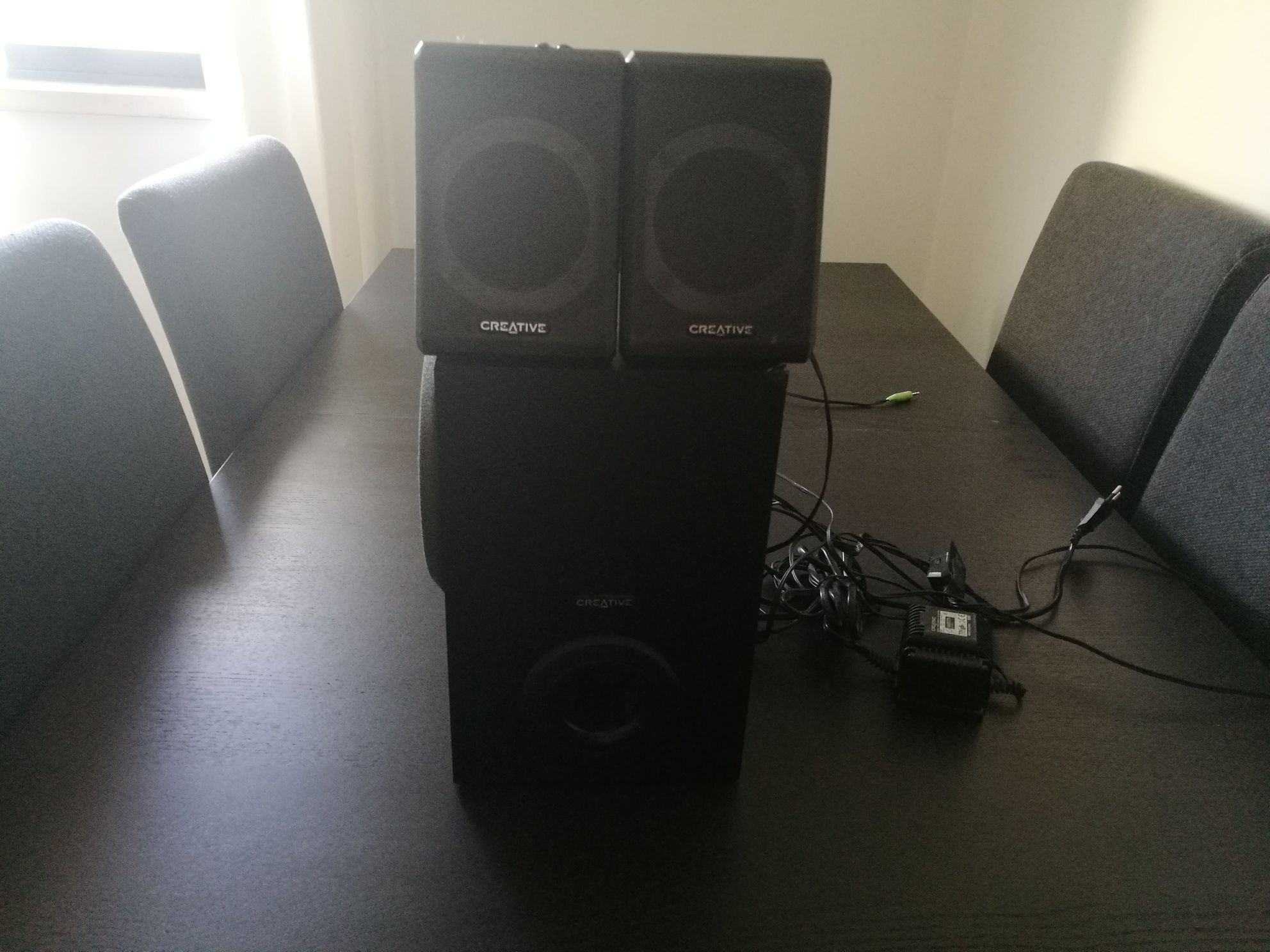 Colunas e subwofer criative para computador ou telemovel