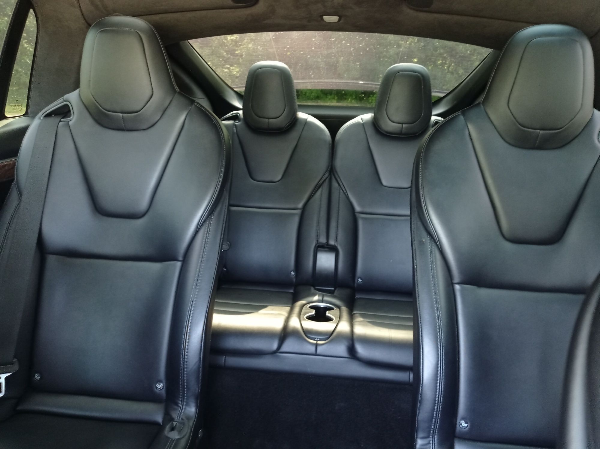 Авто люкс класу - Tesla model x трансфер Україна