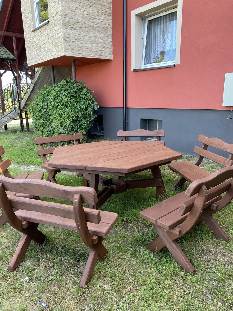 Zestaw mebli ogrodowych z drewna sosnowego