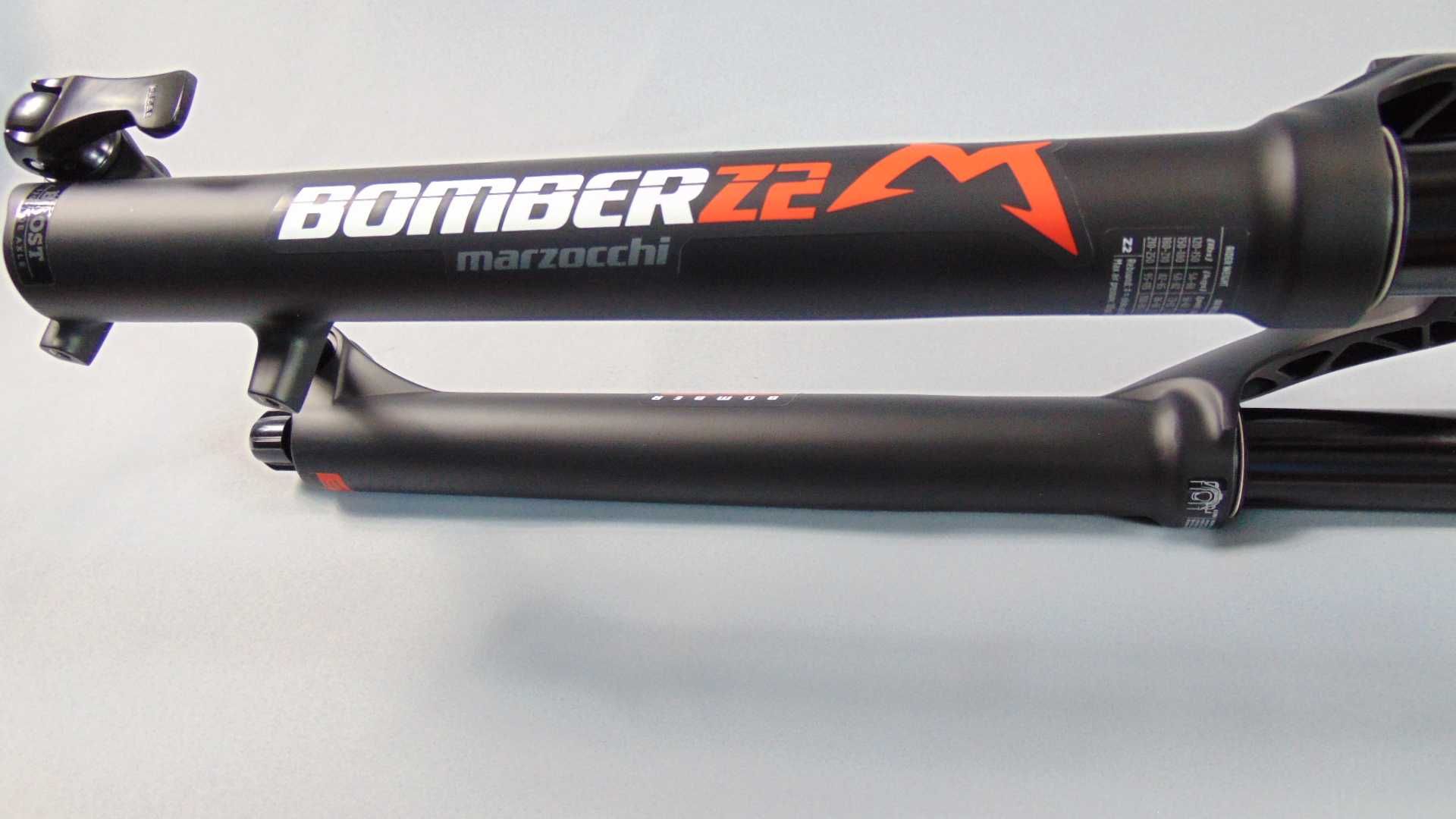 Amortyzator Marzocchi Bomber Z2 Rail 120mm 15x110