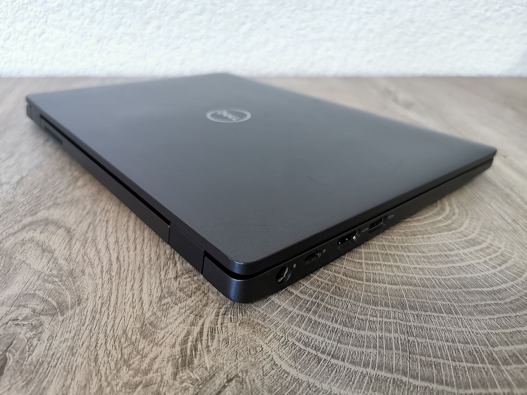 Dell Latitude 5300, Core I7 - 8665u, ram 16 gb, ssd 256 gb